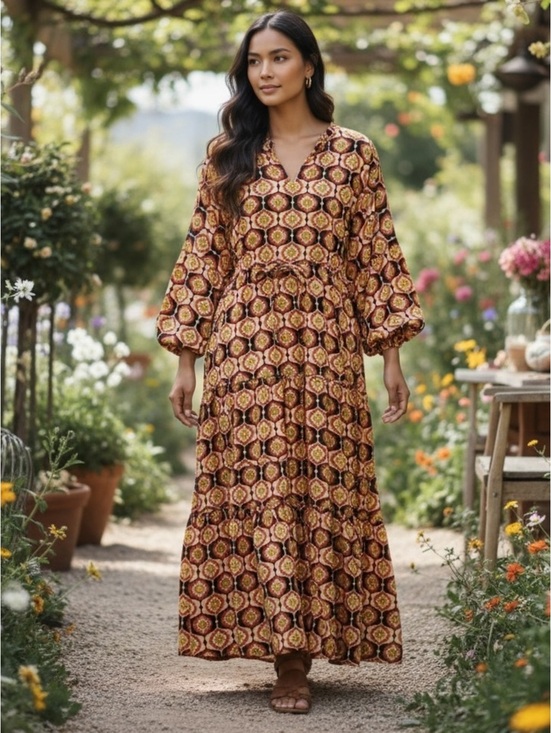 Tuckernuck Dresses & Skirts - Medium Tuckernuck Beach Honeycomb Bloom Marisol Tie-Waist Caftan
